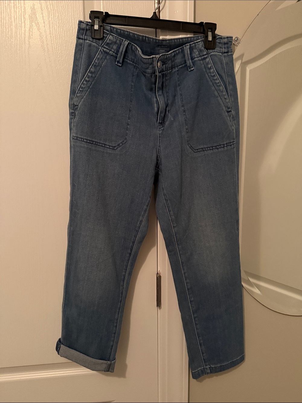 Chi Casual Mid-Blue crop Denim Jeans